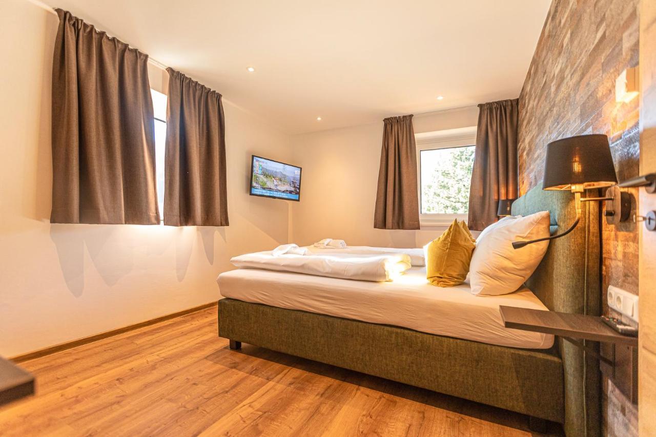 Tevini Boutique Suites By We Rent Zell am See Exterior foto