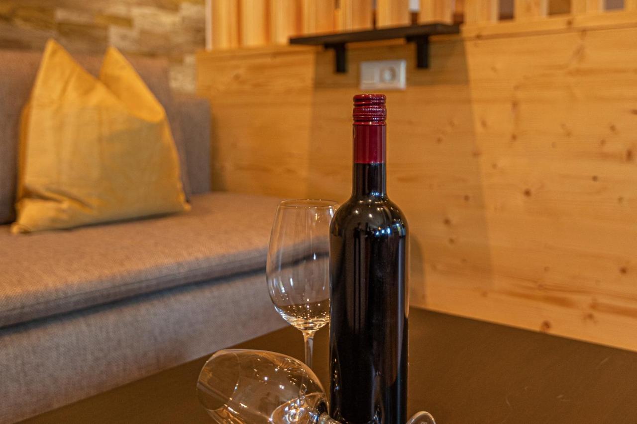 Tevini Boutique Suites By We Rent Zell am See Exterior foto
