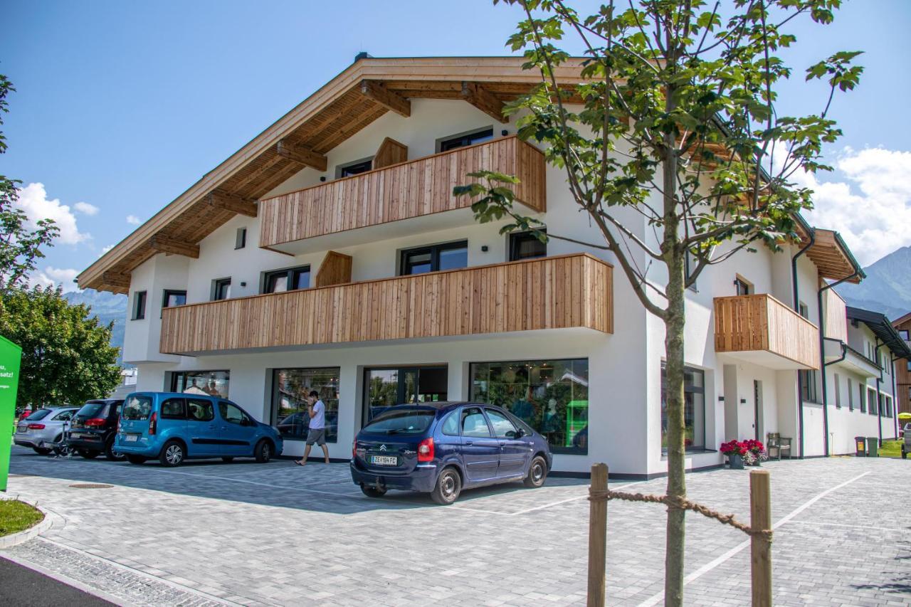 Tevini Boutique Suites By We Rent Zell am See Exterior foto