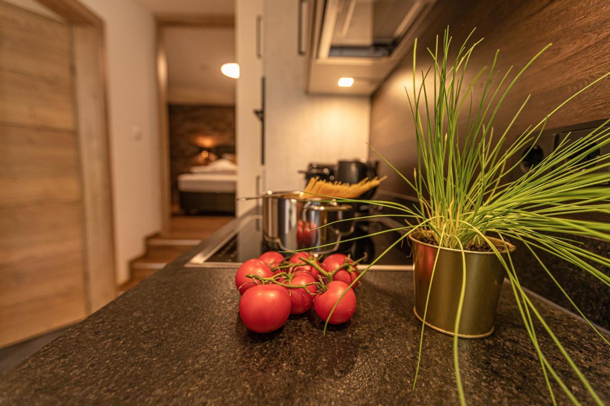 Tevini Boutique Suites By We Rent Zell am See Quarto foto