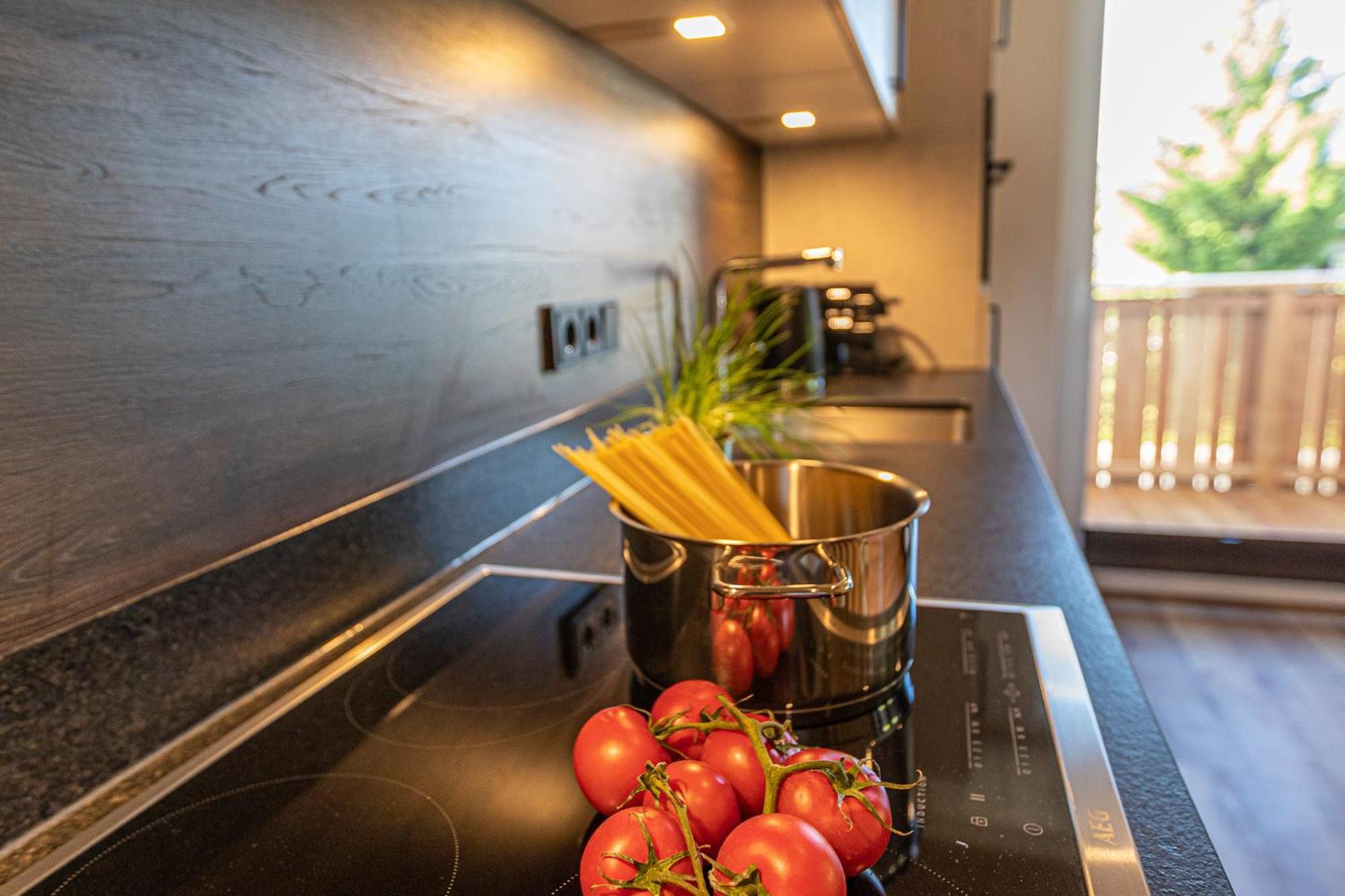 Tevini Boutique Suites By We Rent Zell am See Quarto foto